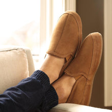 Load image into Gallery viewer, ACORN  MEN&#39;S ROMEO WALNUT SHEEPSKIN SLIPPERS