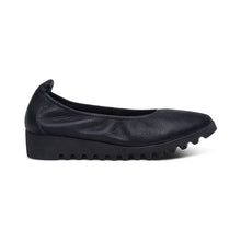 Load image into Gallery viewer, Aetrex Women&#39;s Brianna Ballet Flat