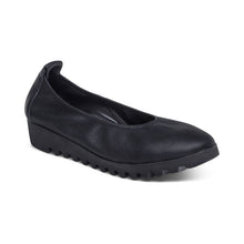 Load image into Gallery viewer, Aetrex Women&#39;s Brianna Ballet Flat