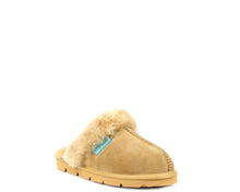 Load image into Gallery viewer, SUPERLAMB WOMENS ONAGER SHEEPSKIN SCUFF TAN