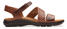 Load image into Gallery viewer, Clarks Wmns Kitley Way Adjustable Sandal Tan