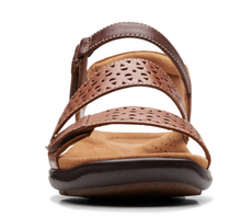 Load image into Gallery viewer, Clarks Wmns Kitley Way Adjustable Sandal Tan