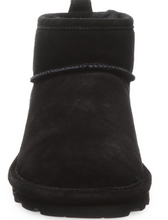 Load image into Gallery viewer, BEARPAW WOMEN&#39;S SHORTY BOOTS BLACK