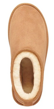 Load image into Gallery viewer, EMU Australia Womens Stinger Micro Sheepskin Boot Chestnut