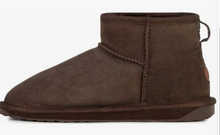 Load image into Gallery viewer, EMU Australia Womens Stinger Micro Sheepskin Boot Chocolate