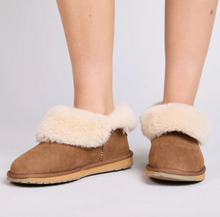 Load image into Gallery viewer, Emu Australia Women&#39;s  Mintaro Platform Sheepskin Slipper