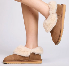 Load image into Gallery viewer, Emu Australia Womens  Mintaro Platform Sheepskin Slipper