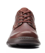 Load image into Gallery viewer, Clarks Mens Unbrawley Pace Casual Dress Shoe Mahogany Leather