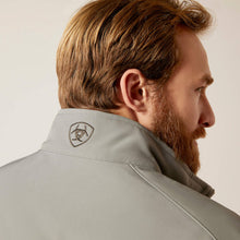 Load image into Gallery viewer, ARIAT MEN&#39;S LOGO 2.0 SOFTSHELL INSULATED JACKET JETTY GREY